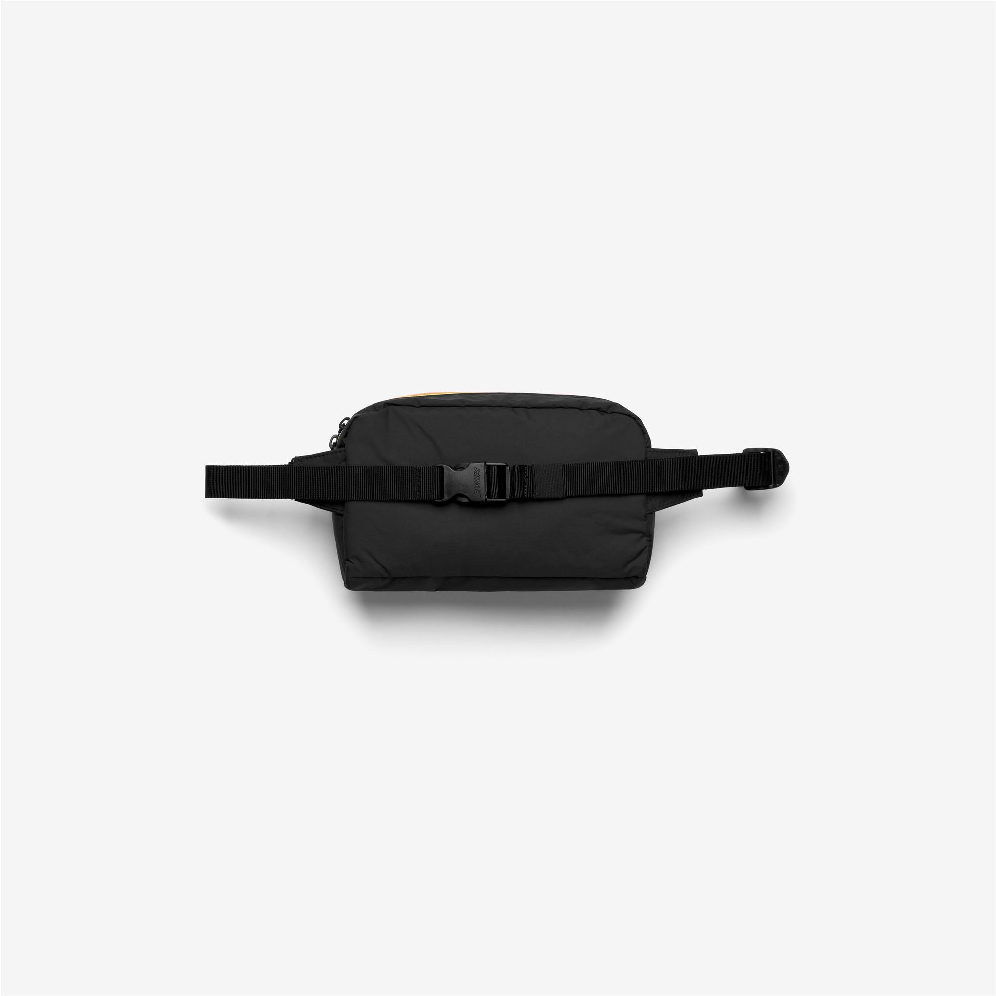 Bags_UNISEX_LE VRAI 4.0 SYL_Waist Bag_Black Pure - Commercial 2