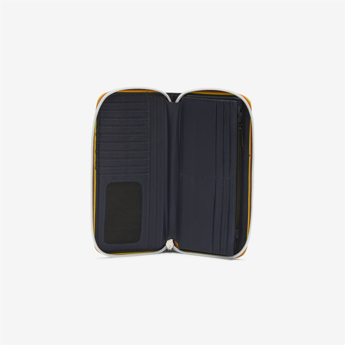 Small Accessories_UNISEX_FLUY_Wallet_Blue Depth - Commercial 3