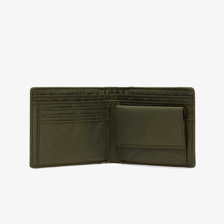 Small Accessories_UNISEX_LESCHELLE_Wallet_GREEN BLACKISH - DressedSide