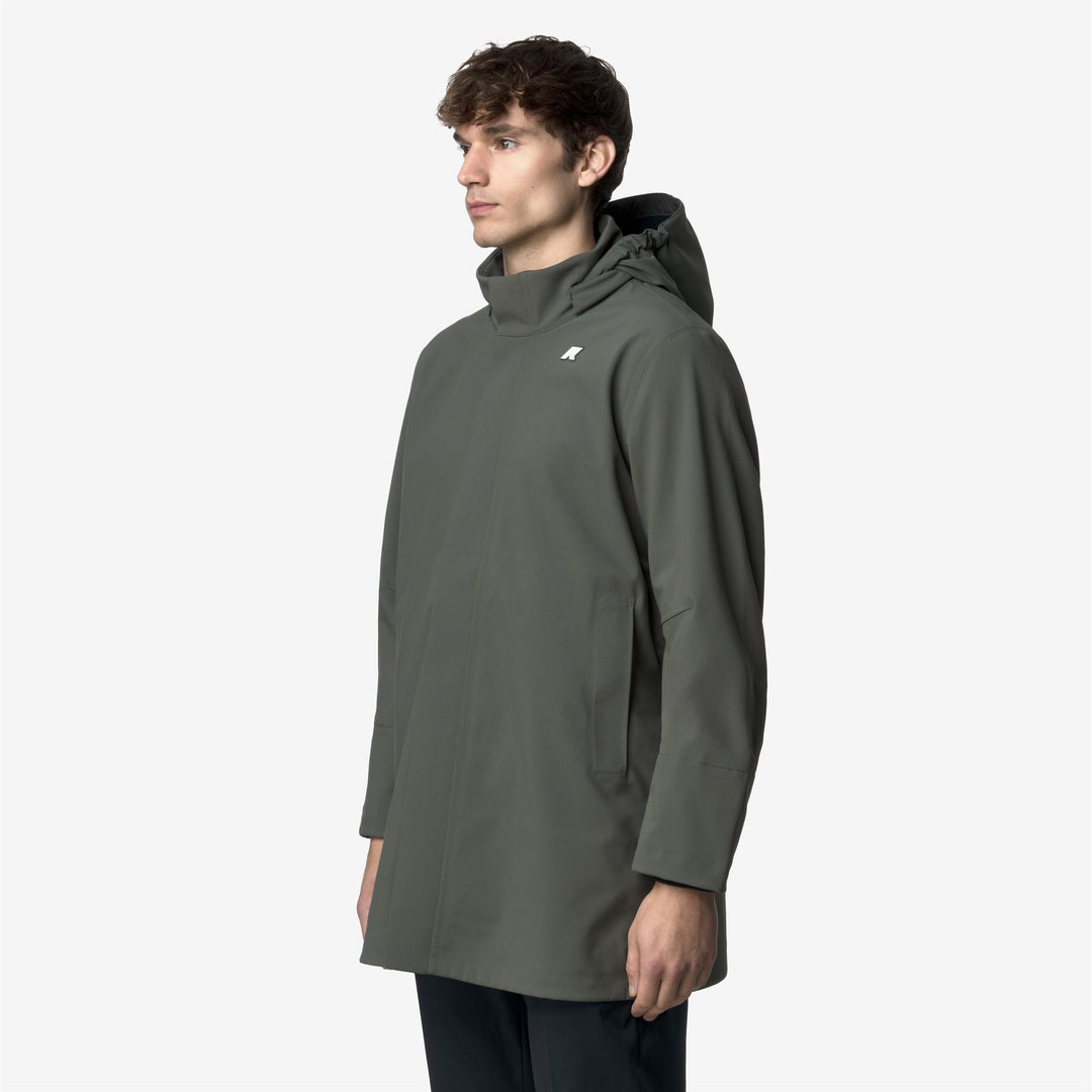 Jackets_MAN_DUKE BONDED_Mid_Green B -Blue Depth - Detail