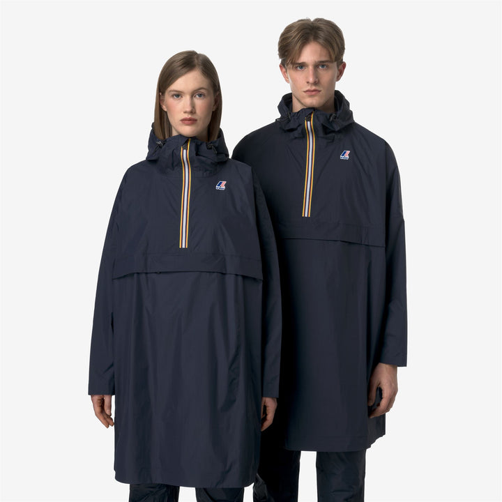 Jackets_UNISEX_LE VRAI 4.0 FORTUNE_Poncho_Blue Depth - DetailDouble