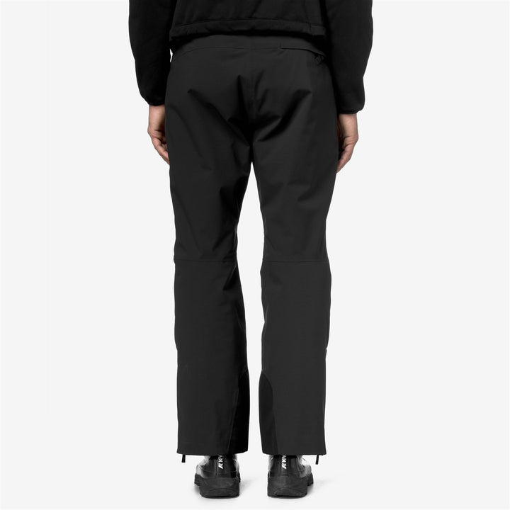 Pants_MAN_QUEYRAS 2L TWILL_Sport Trousers_Black Pure - DressedFrontDouble