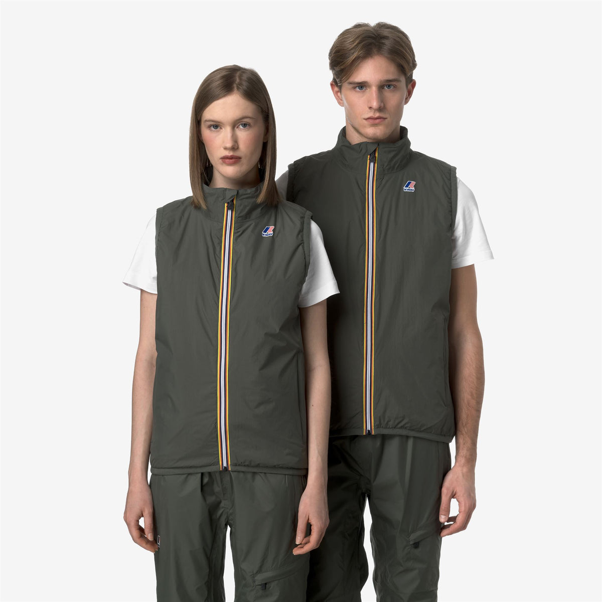 Jackets_UNISEX_LE VRAI 4.0 ROULAND WARM_Vest_GREEN BLACKISH - Commercial 1