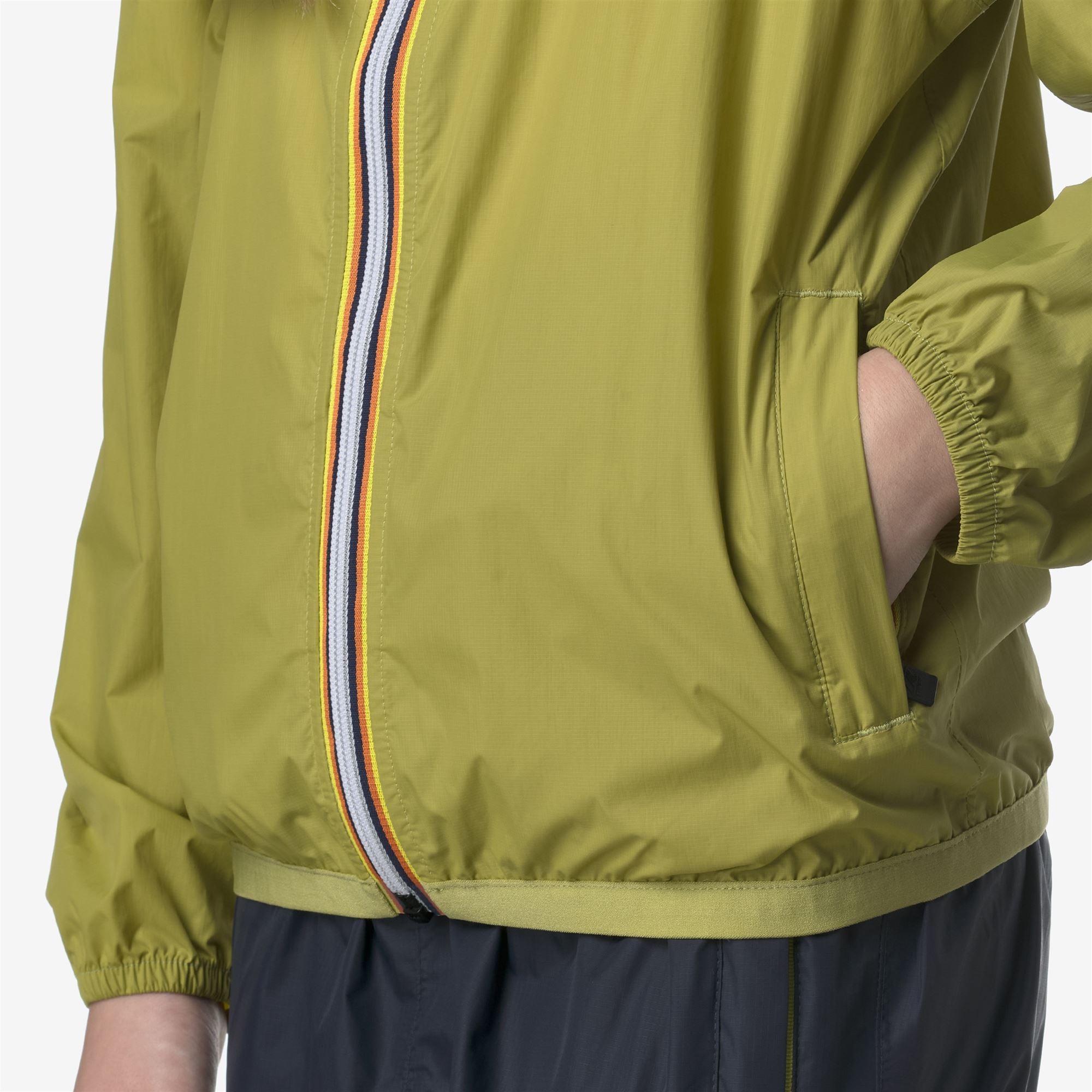 Jackets_KID UNISEX_P. LE VRAI 4.0 CLAUDE_Mid_Green Moss - Commercial 7