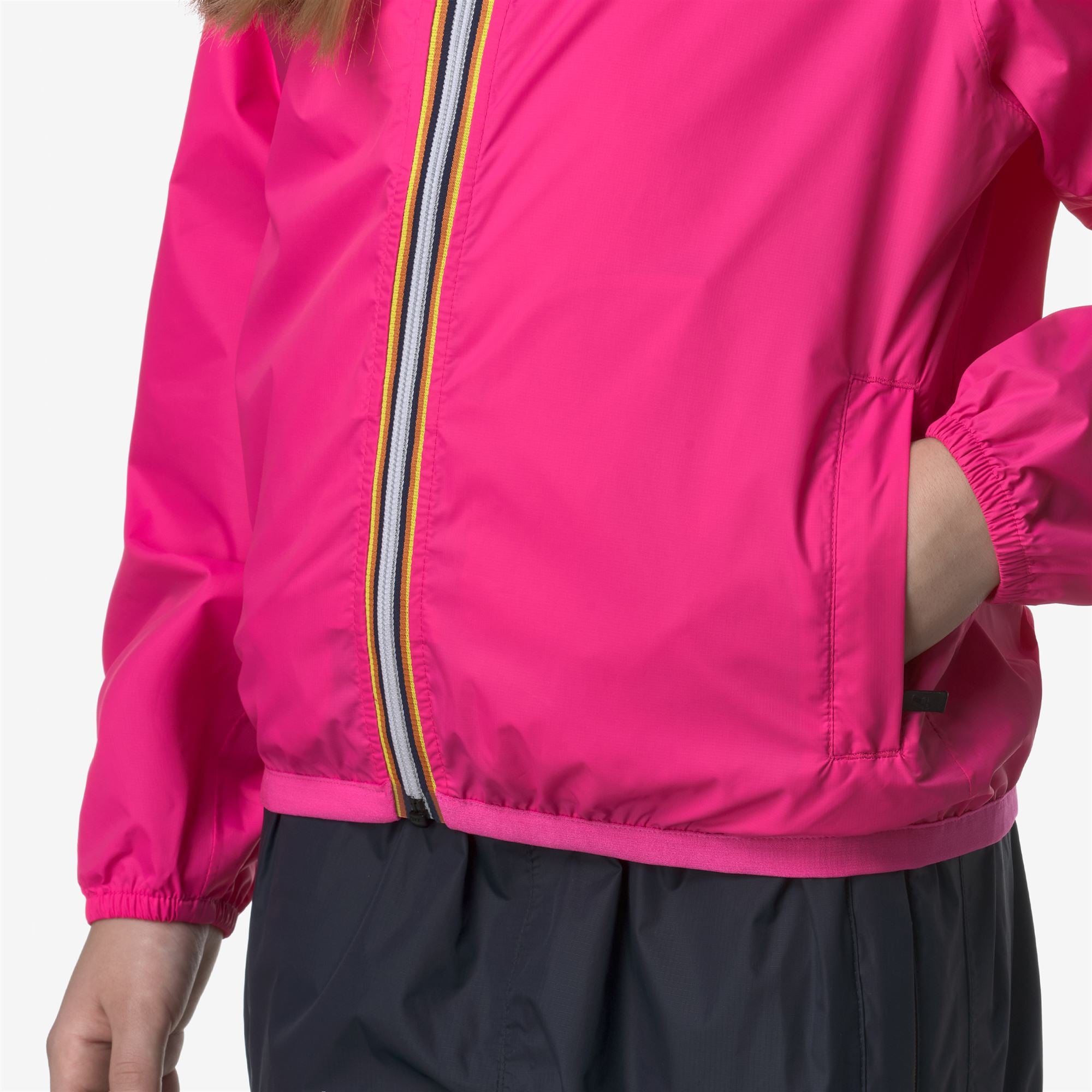 Jackets_KID UNISEX_P. LE VRAI 4.0 CLAUDE_Mid_Pink Intense - Commercial 7