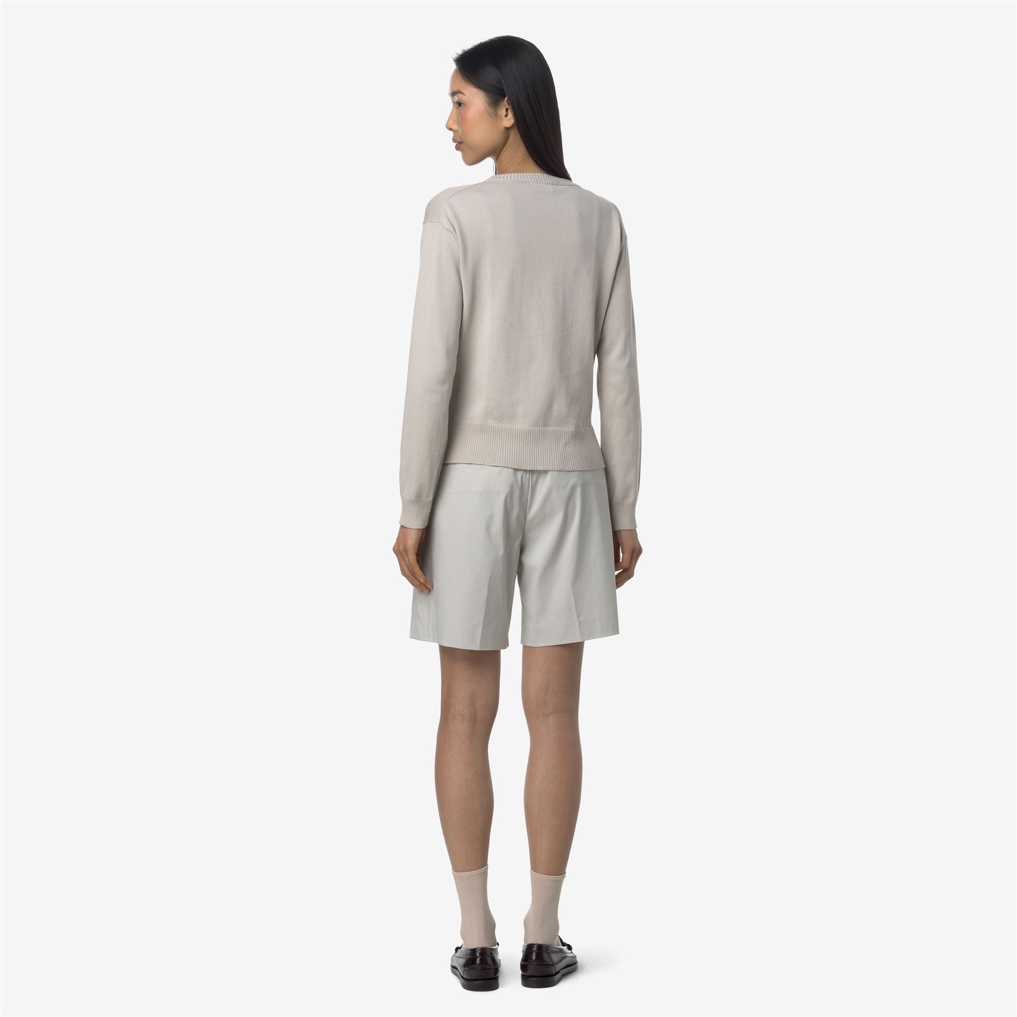 Shorts_WOMAN_NIVE TWILL TECH_Chino_BEIGE LT - Commercial 6