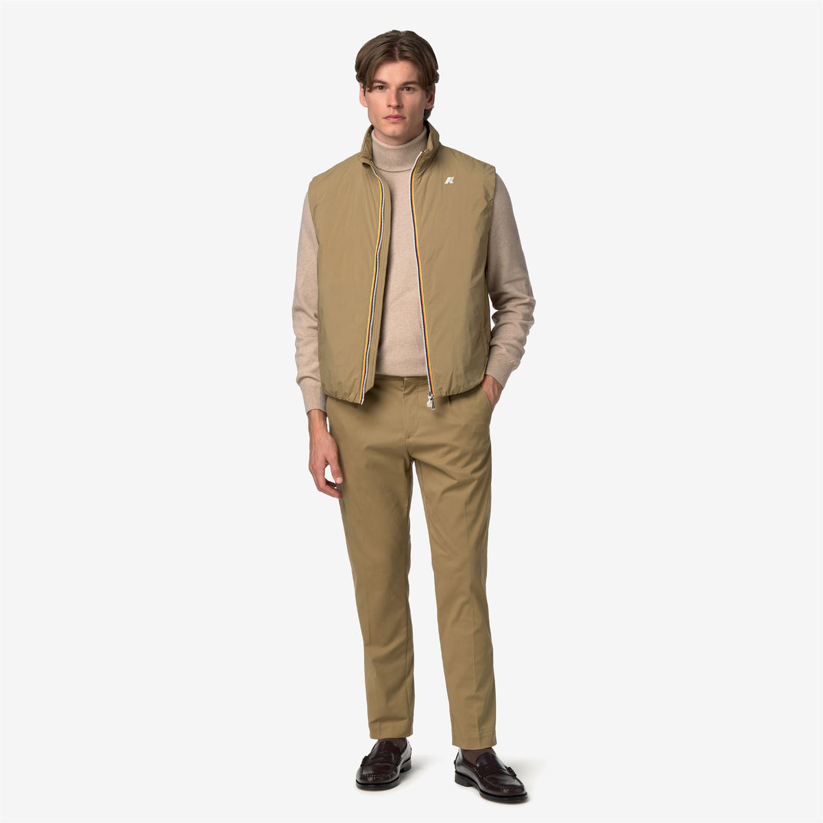 Pants_Man_AILTON TWILL TECH PEACH_Chino_Beige Khaki - Commercial 7