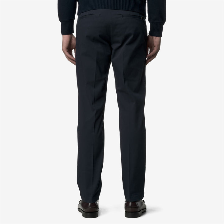 Pants_MAN_AILTON TWILL TECH PEACH_Chino_Blue Depth - DressedFrontDouble