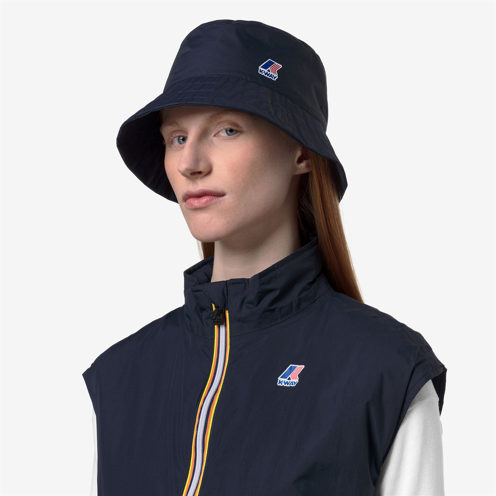 Headwear_UNISEX_LE VRAI 4.0 REILLY_Hat_Blue Depth - Commercial 4