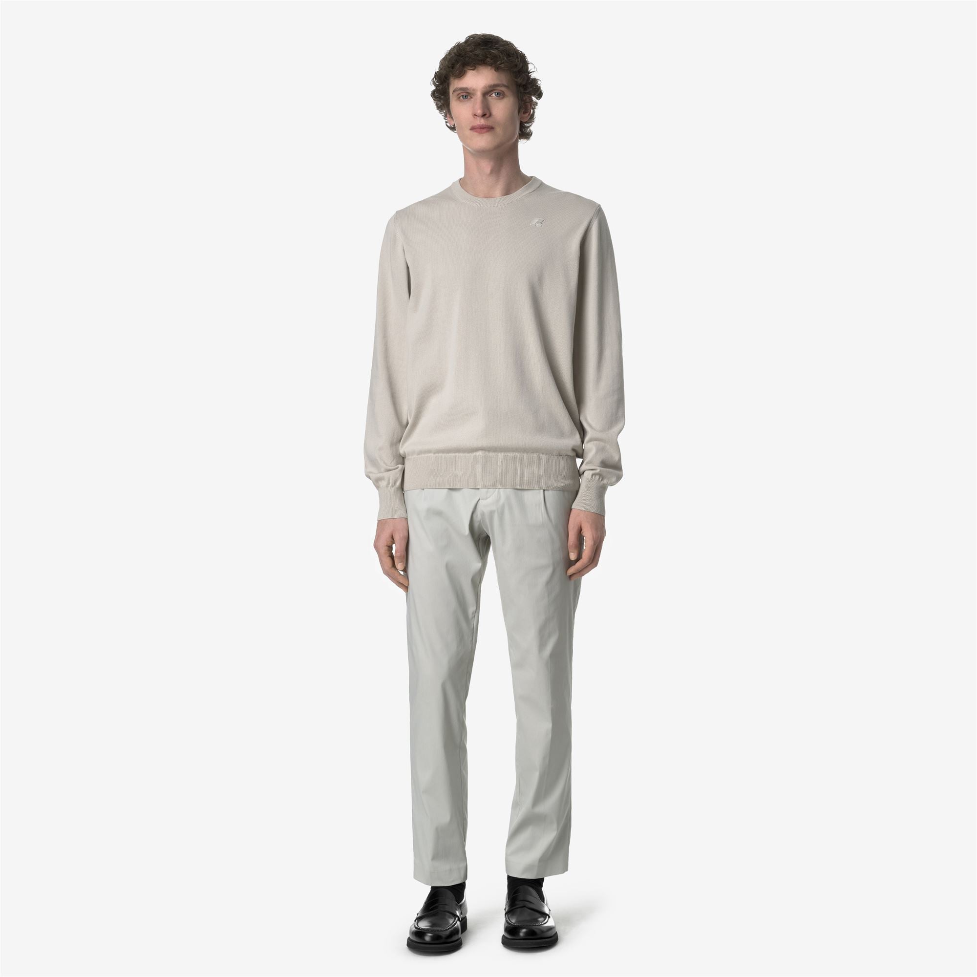 Pants_MAN_AILTON TWILL TECH_Chino_BEIGE LT - Commercial 4