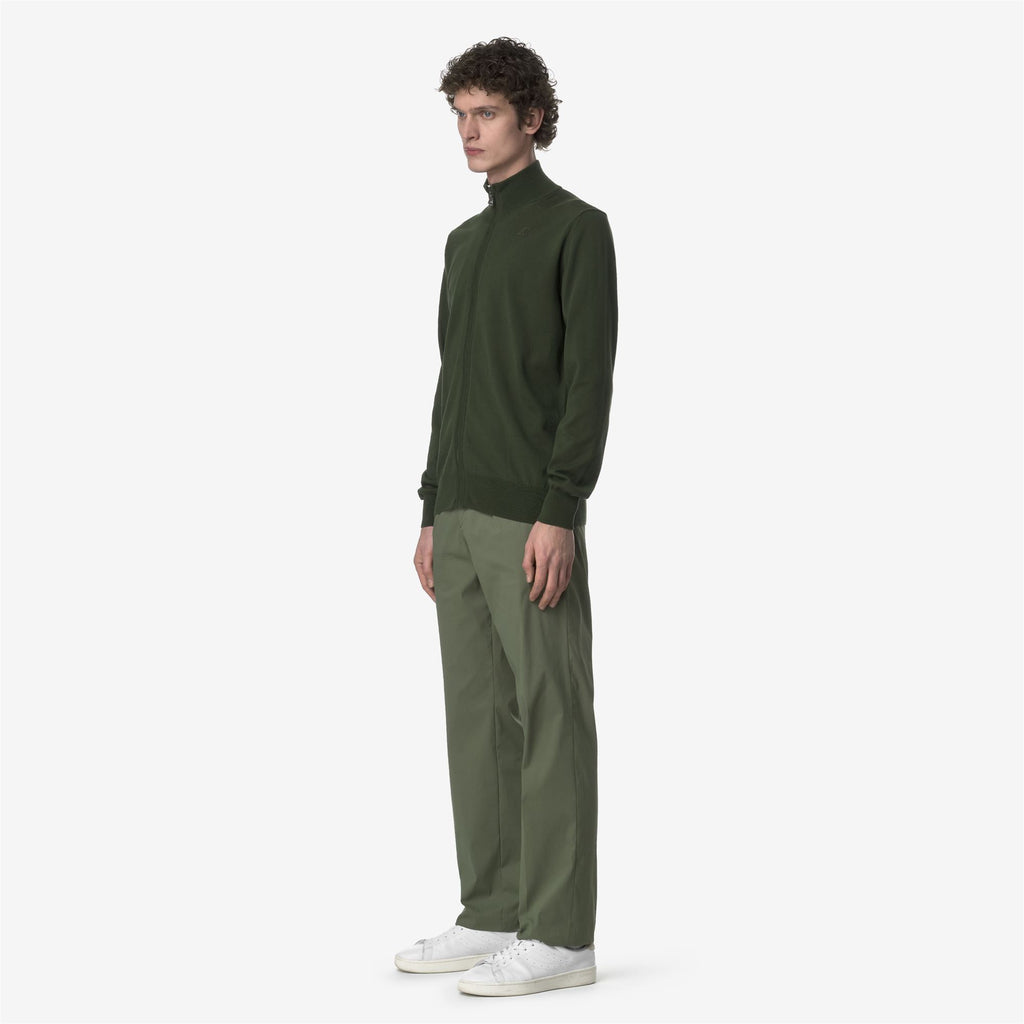Pants_MAN_RALPH TWILL TECH_Chino_Green Lichen - Commercial 5