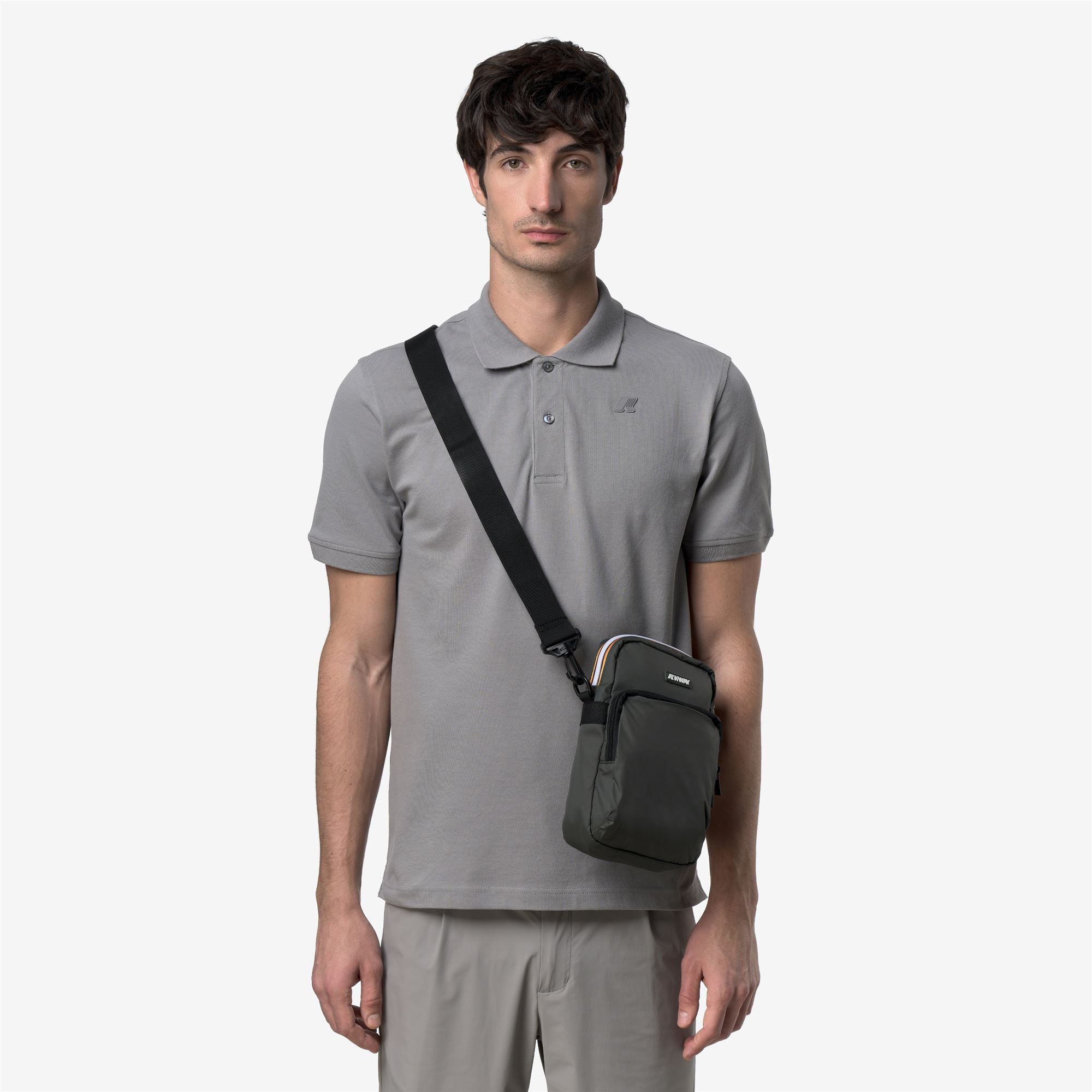 Bags_UNISEX_ERLOY_Shoulder Bag_GREEN BLACKISH - Commercial 5