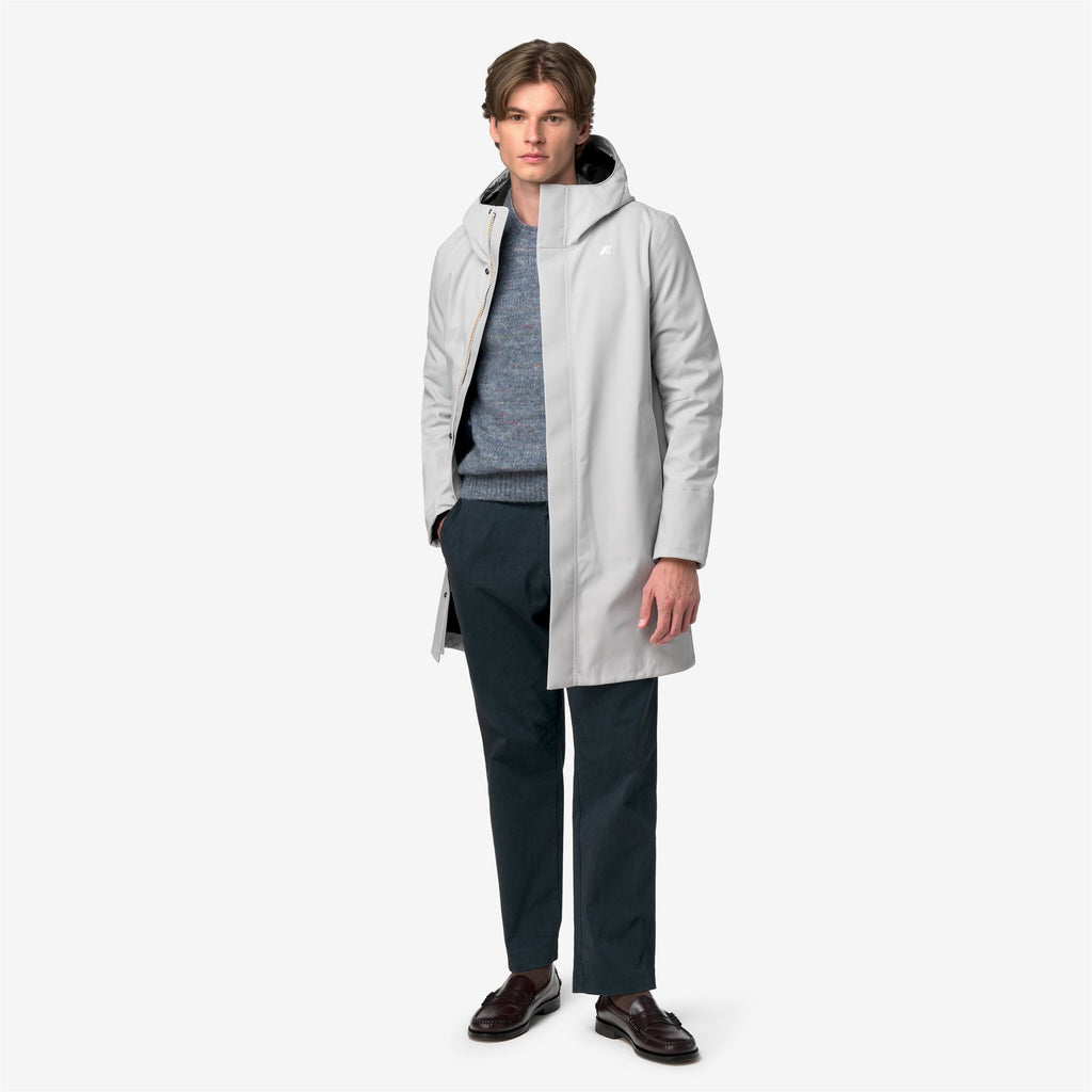 Jackets_Man_THOMAS BONDED_Long_Grey Ash - Blue Depth - Commercial 7