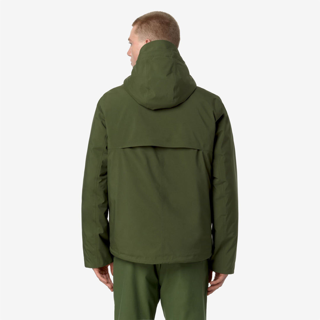 Jackets_MAN_JACKEN BONDED PADDED_Short_Green Cypress - DressedFrontDouble