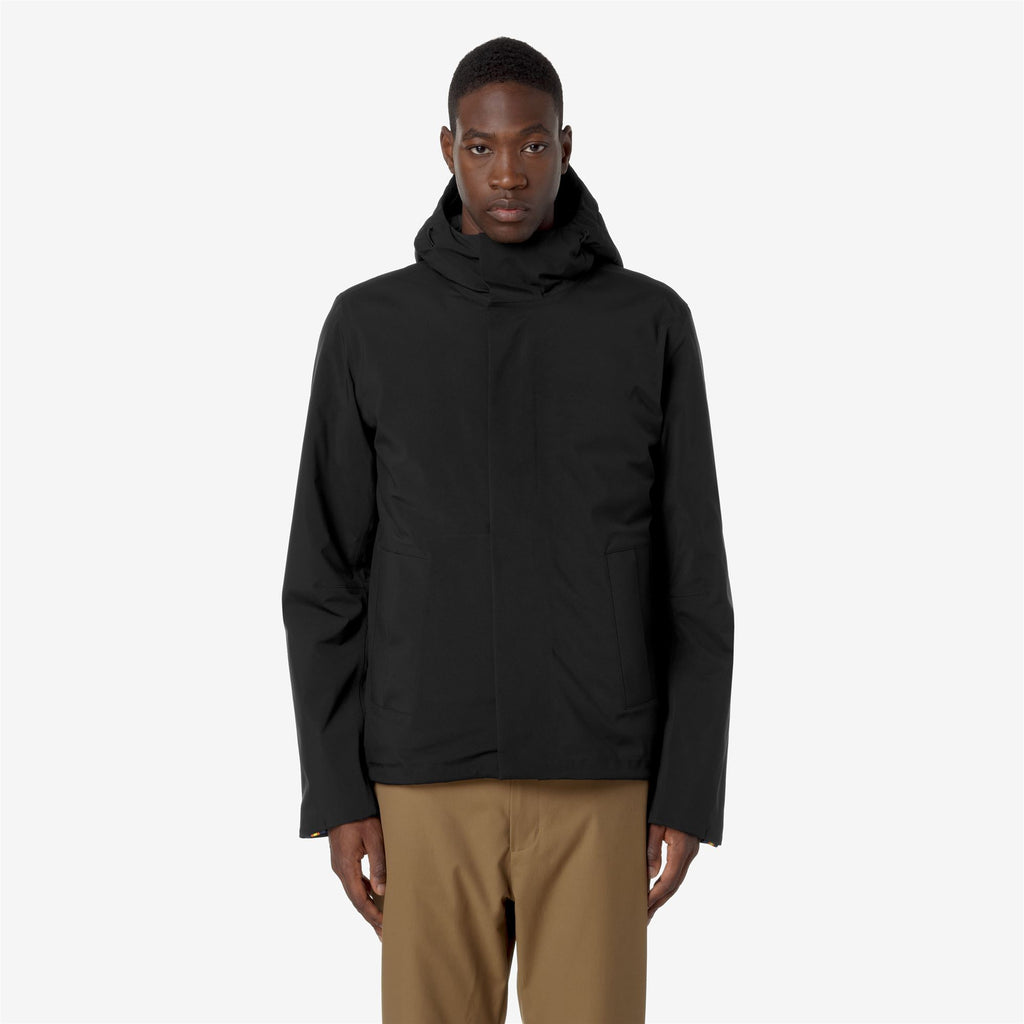 Jackets_MAN_JACKEN BONDED PADDED_Short_Black Pure - Commercial 3
