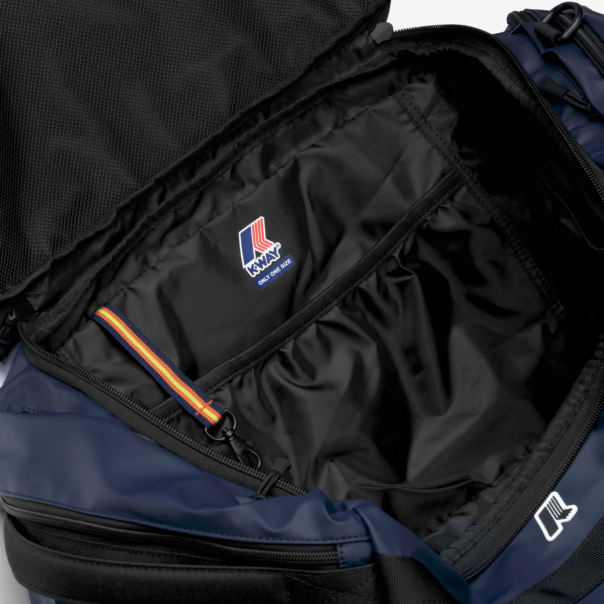 Bags_Unisex_VERCOS TRAVEL_Duffle_Blue Depth - Commercial 3