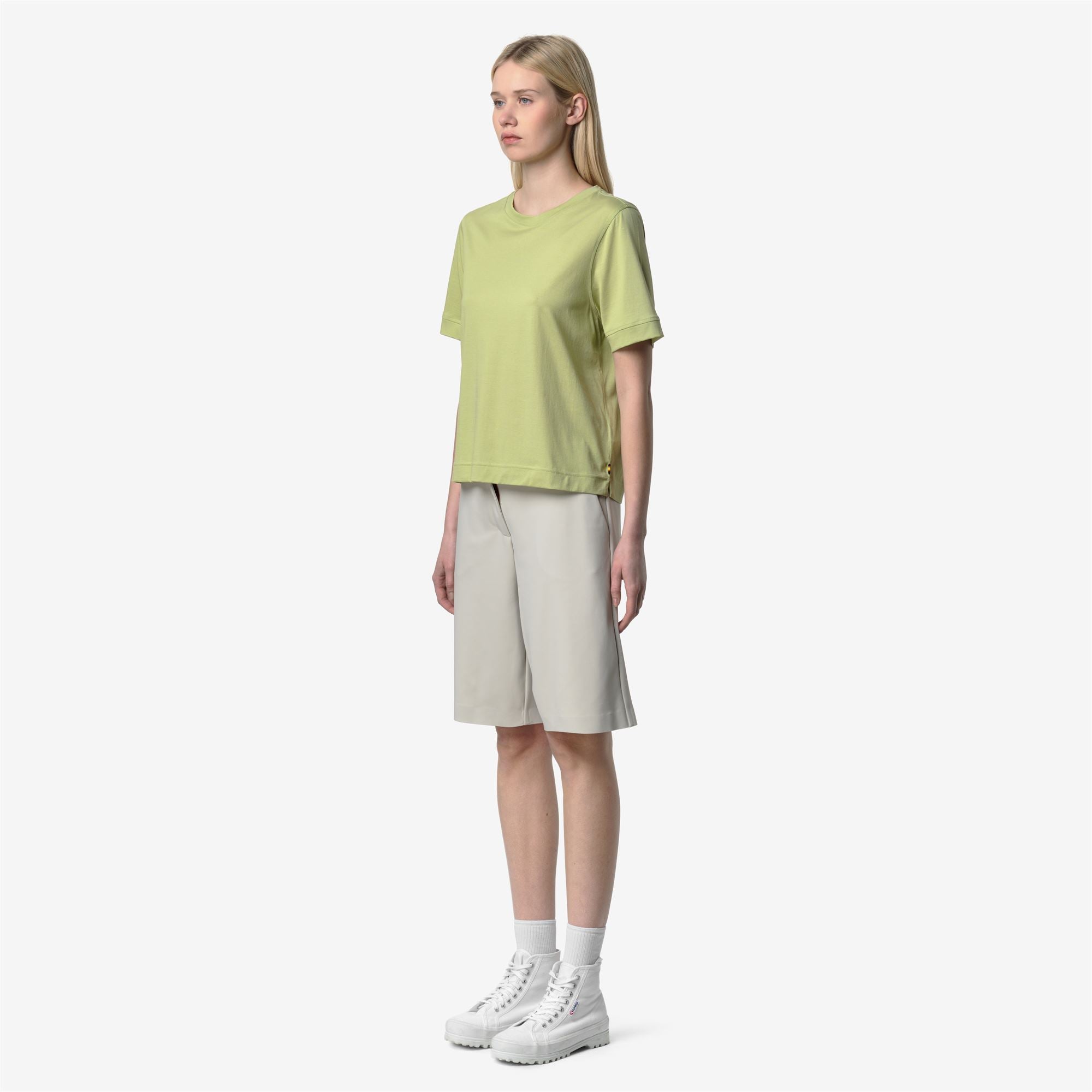 T-Shirts & Top_Woman_GABILLOU COTTON SILK_T-Shirt_Green Dk Lime - Commercial 5