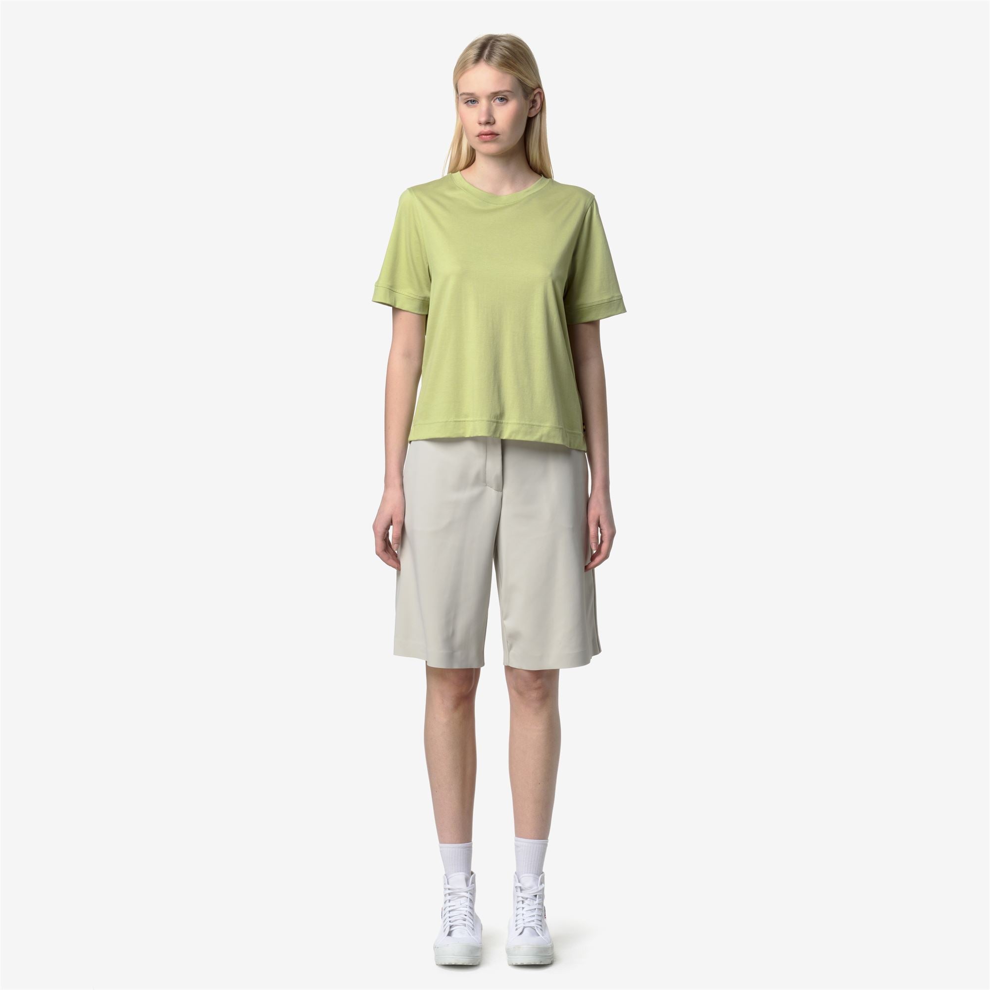 T-Shirts & Top_Woman_GABILLOU COTTON SILK_T-Shirt_Green Dk Lime - Commercial 4