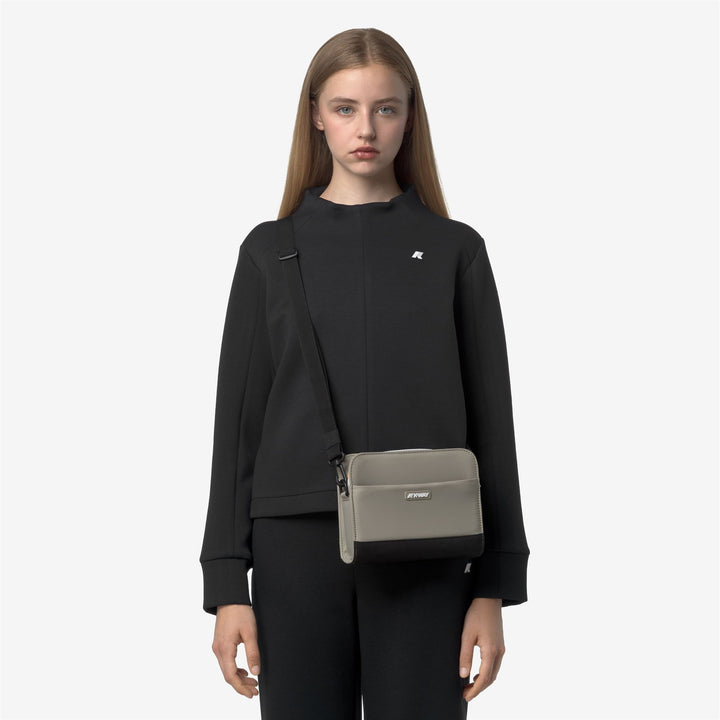 Bags_WOMAN_MARYBELL_Pouch Bag_Green Oak - Detail