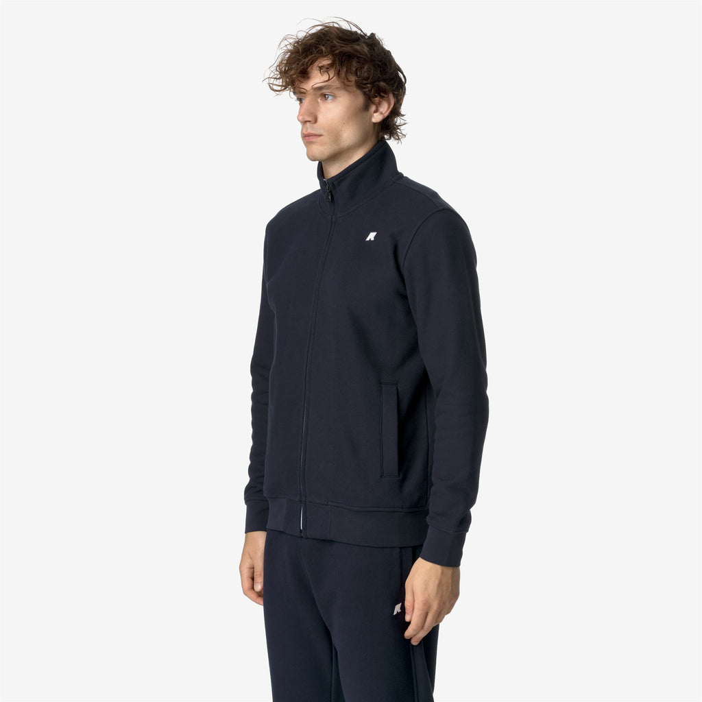 Fleece_MAN_FINN HEAVY FLEECE_Jacket_Blue Depth - Commercial 5