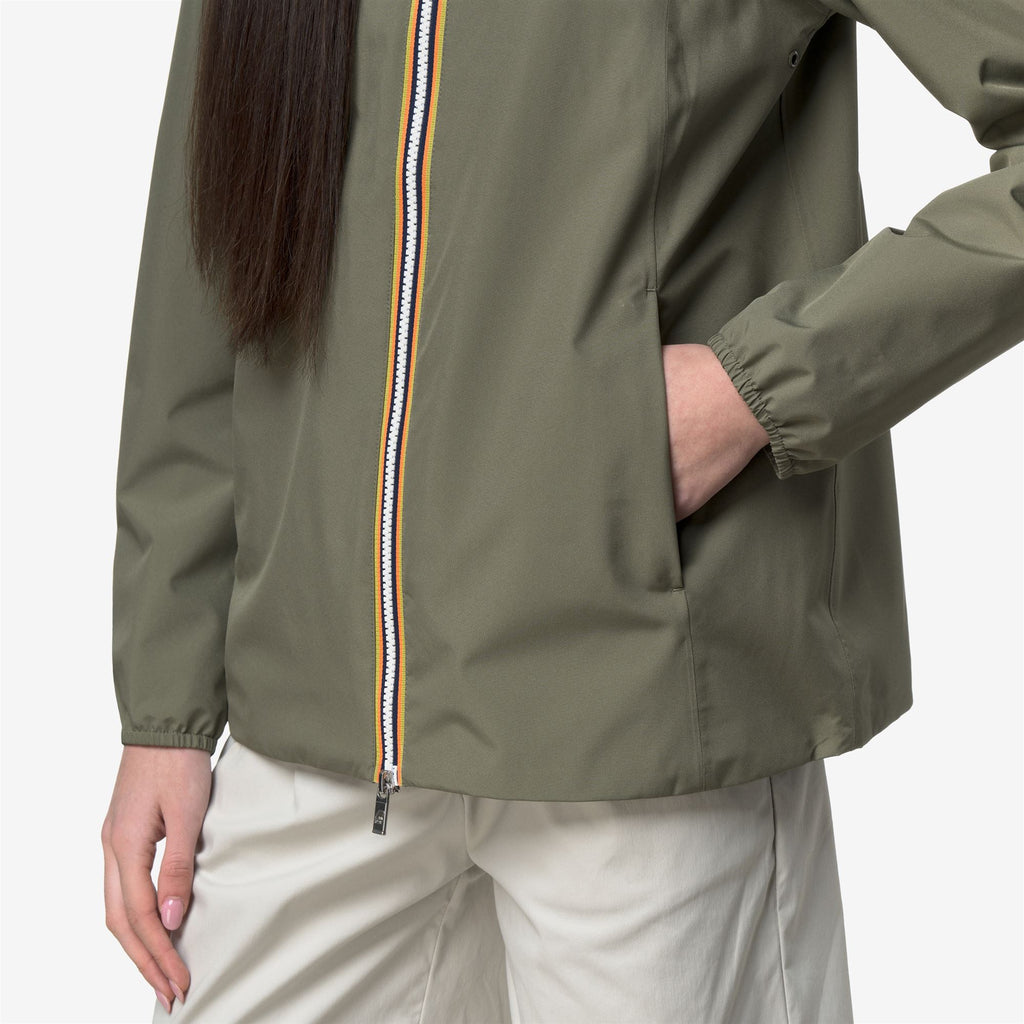Jackets_Woman_MARGUERITE STRETCH POLY JERSEY_Mid_Green Lichen - Commercial 7