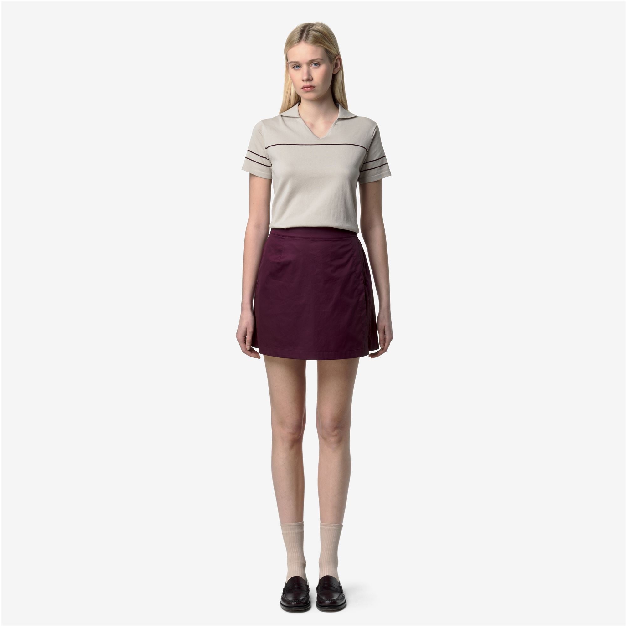 Shorts_Woman_LAMANDIE SHINY COTTON_Sport Shorts_Violet Mauve Wine - Commercial 4