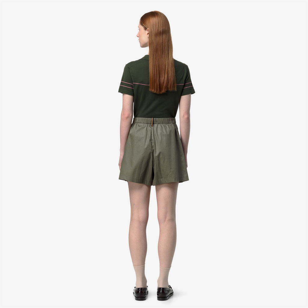 Shorts_Woman_LAMANDIE SHINY COTTON_Sport Shorts_Green Lichen - Commercial 6