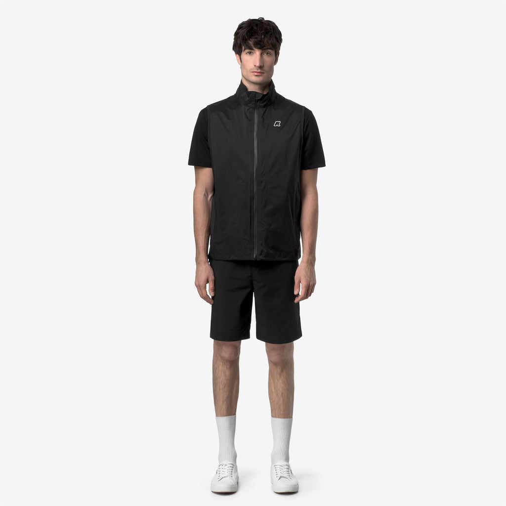 Shorts_Unisex_NESILIER TRAVEL_Sport Shorts_Black Pure - Commercial 4