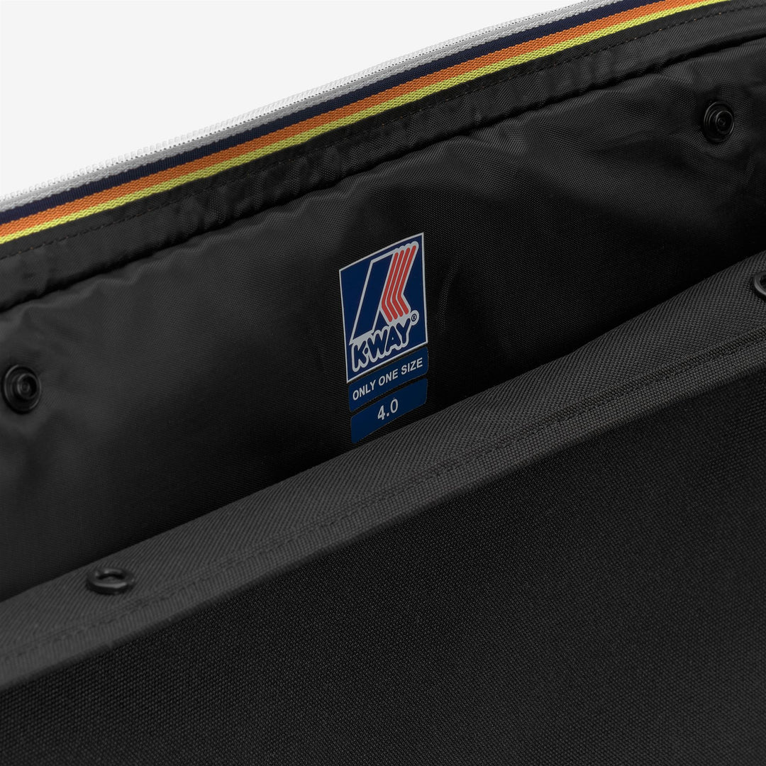 Bags_UNISEX_MARLEY_Shoulder Bag_Green Lichen - DressedSide