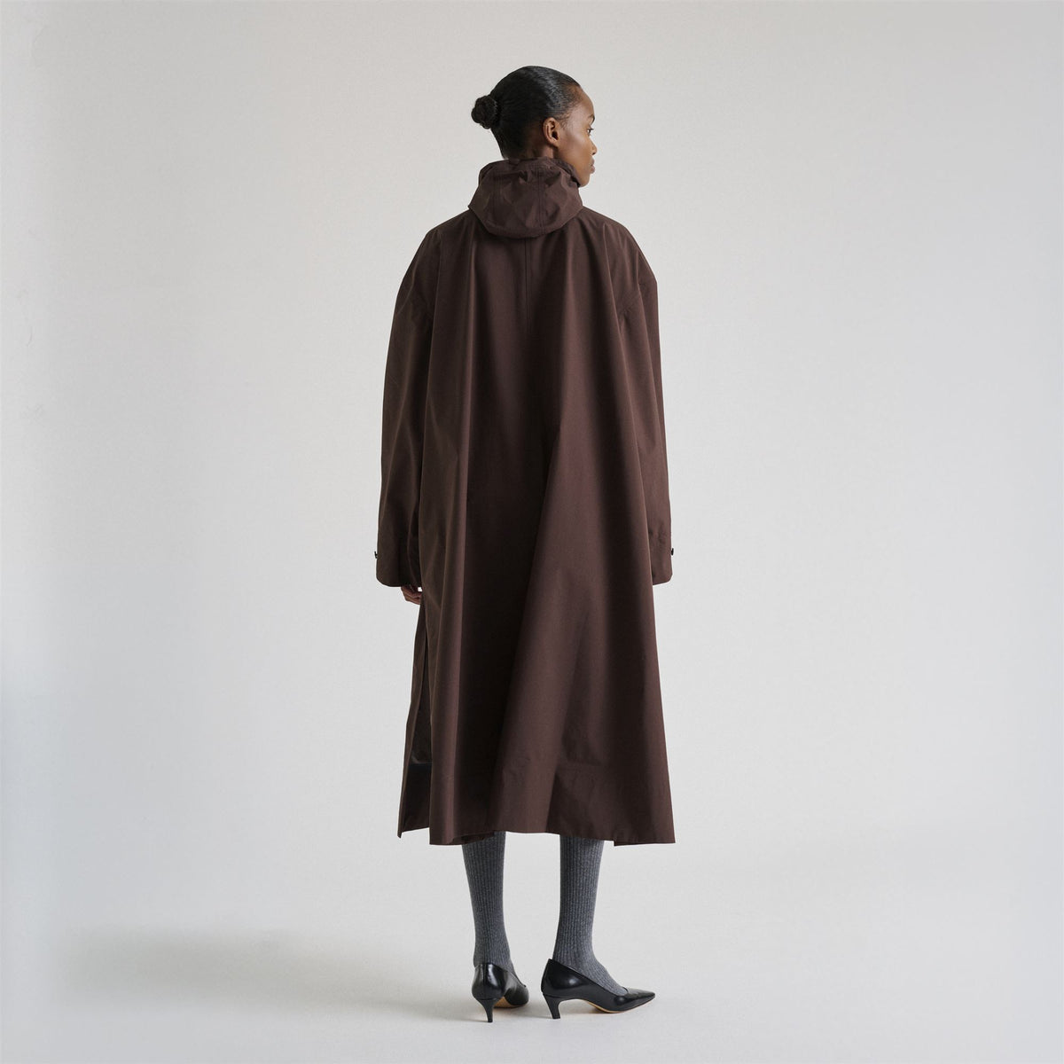 Jackets_Unisex_LE VRAI 2.1 AMIABLE  PRADEL SOEUR_Long_Brown Coffee - Commercial 6